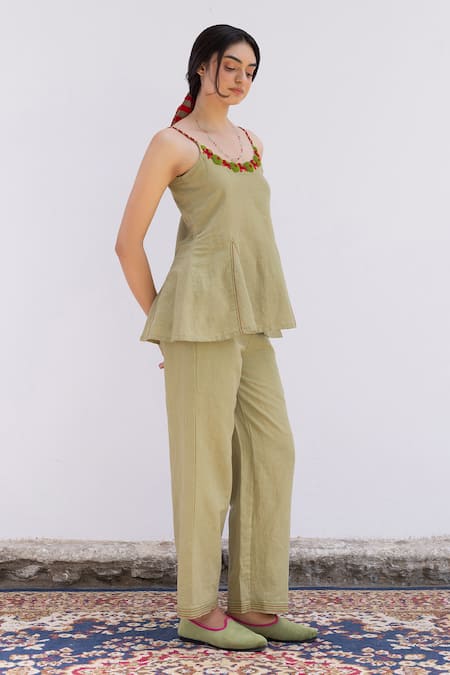 Shimona Green Cotton, Linen Embroidery Scoop Marigold Neckline Peplum Top And Pant Set Online at Aza Fashions Shimona_Green Cotton, Linen Embroidery Scoop Marigold Neckline Peplum Top And Pant Set _Online_at_Aza_Fashions