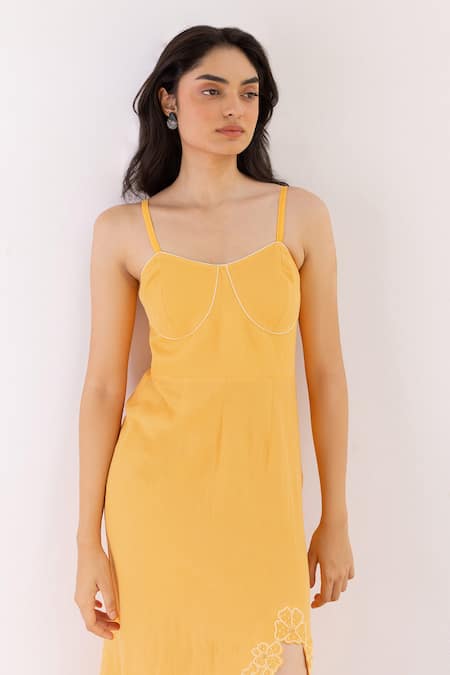 Shimona Orange Cotton, Linen Embroidery, Beads V-neck Candle Light Placement Dress at Aza Fashions Shimona_Orange Cotton, Linen Embroidery, Beads V-neck Candle Light Placement Dress _at_Aza_Fashions