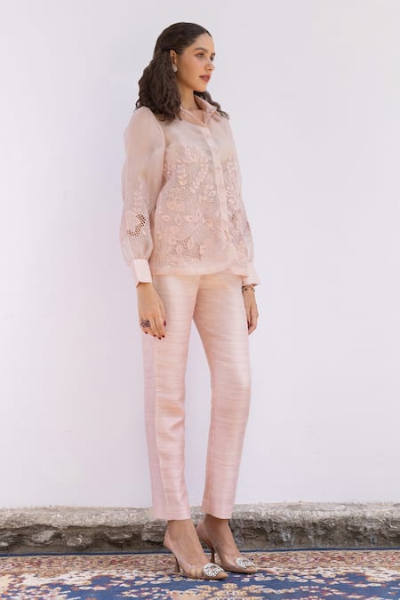 Shimona Peach Organza, Embroidery Collared Shirt And Pant Set Online at Aza Fashions Shimona_Peach Organza, Embroidery Collared Shirt And Pant Set _Online_at_Aza_Fashions