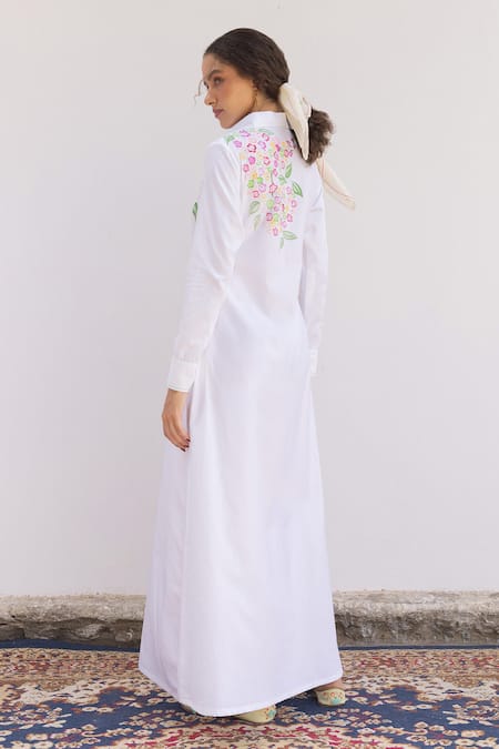 Shop Shimona White Cotton Satin Collared Floral Bunch Hand Painted Shirt Dress at Aza Fashions Shop_Shimona_White Cotton Satin Collared Floral Bunch Hand Painted Shirt Dress _at_Aza_Fashions
