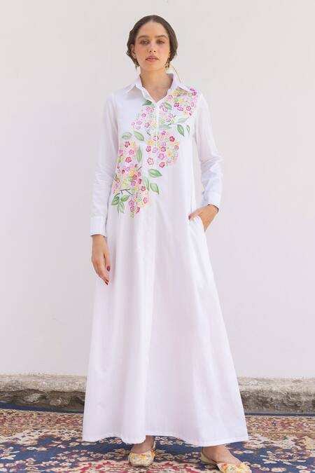 Shimona White Cotton Satin Collared Floral Bunch Hand Painted Shirt Dress Online at Aza Fashions Shimona_White Cotton Satin Collared Floral Bunch Hand Painted Shirt Dress _Online_at_Aza_Fashions