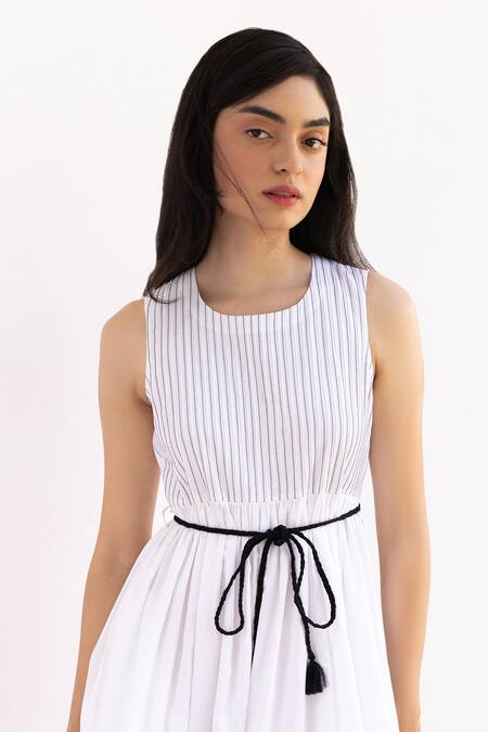 Shop Shimona White Cotton Satin Round Neck Moonflower Hand Painted Maxi Dress Online at Aza Fashions Shop_Shimona_White Cotton Satin Round Neck Moonflower Hand Painted Maxi Dress _Online_at_Aza_Fashions