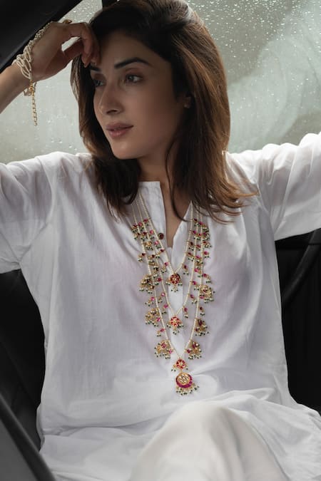 Do Taara Kundan Studded Layered Necklace 