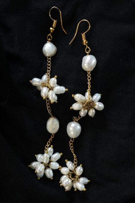 Do Taara Baroque Pearl Cluster Danglers 