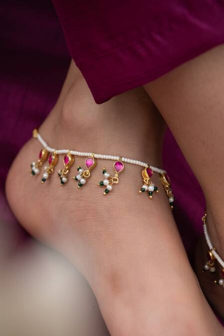 Do Taara_Red Pearls, Diamonds Kundan Embellished Anklets - Set Of 2 _Online_at_Aza_Fashions