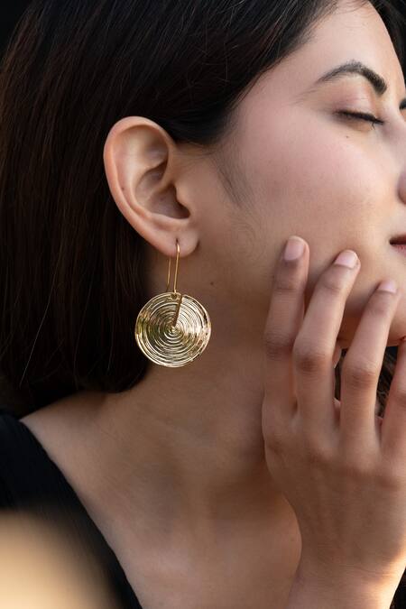 Do Taara Gold Plated Spiral Textured Hoops Online at Aza Fashions Do Taara_Gold Plated Spiral Textured Hoops _Online_at_Aza_Fashions