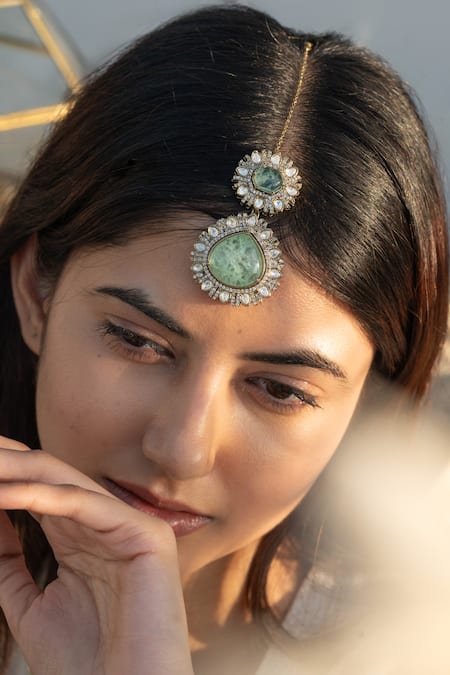 Do Taara_Green Victorian Polki Embellished Maangtikka _Online_at_Aza_Fashions
