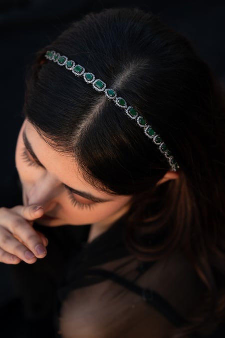 Buy_Do Taara_Green Crystals Rhodium Plated Faux Diamond Headband _Online_at_Aza_Fashions