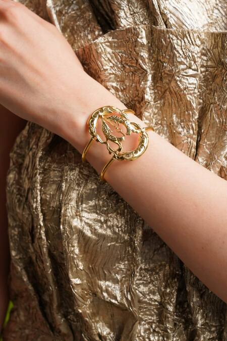 Gaurish Bespoke Jewellery_Gold Plated Half Metal Fish Bracelet _Online_at_Aza_Fashions