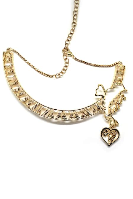 Shop Gaurish Bespoke Jewellery Gold Plated Heart Handle Pendant Necklace at Aza Fashions Shop_Gaurish Bespoke Jewellery_Gold Plated Heart Handle Pendant Necklace _at_Aza_Fashions