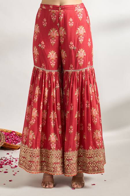 Buy_Gopi Vaid_Red Cotton, Silk, Net Gota Patti, Embroidery V-neck Floral Jaal Print Kurta Set _Online_at_Aza_Fashions