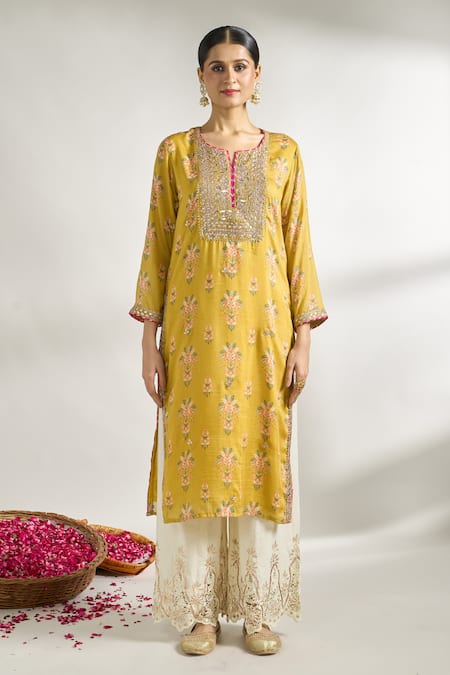 Gopi Vaid_Yellow Cotton, Silk Embroidery Split V-neck Floral Print Tunic _Online_at_Aza_Fashions