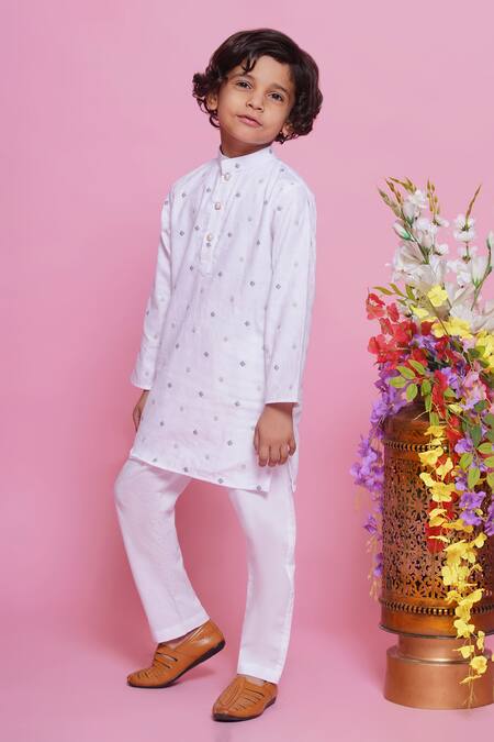 Shop_Little Bansi_White Cotton Embroidery Thread Work Kurta With Pyjama _Online_at_Aza_Fashions