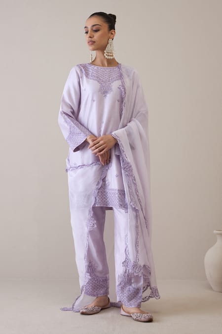 RoohbyRidhimaa Areesha Embroidered Kurta Pant Set 