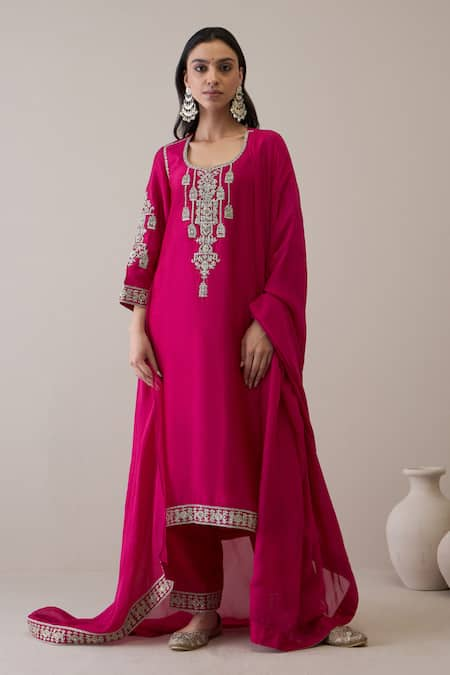 RoohbyRidhimaa Magenta Kurta And Pant Viscose Raw Silk Hand Embroidered Zari Leaf Jalsa Set 