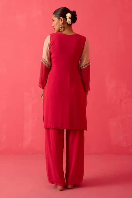 Radha Sharma Colorblocked Bloom Vine Embroidered Kurta With Pant 