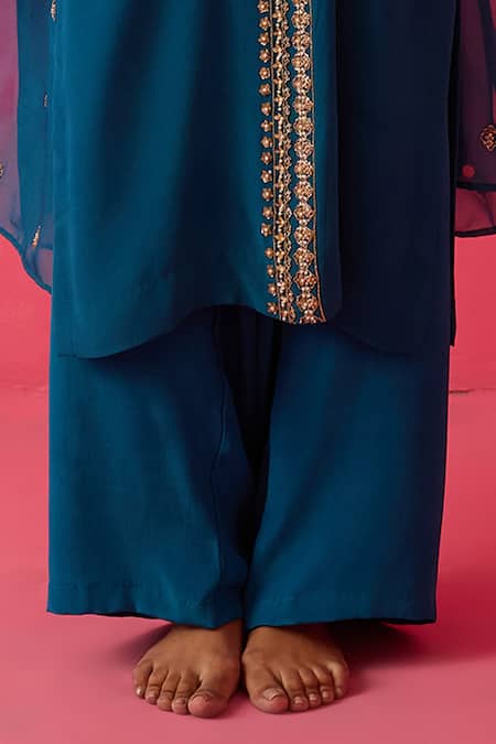 Buy Radha Sharma Green Organza, Crepe, Georgette Persian Bloom Embroidered Kurta Palazzo Set Online at Aza Fashions Buy_Radha Sharma_Green Organza, Crepe, Georgette Persian Bloom Embroidered Kurta Palazzo Set _Online_at_Aza_Fashions