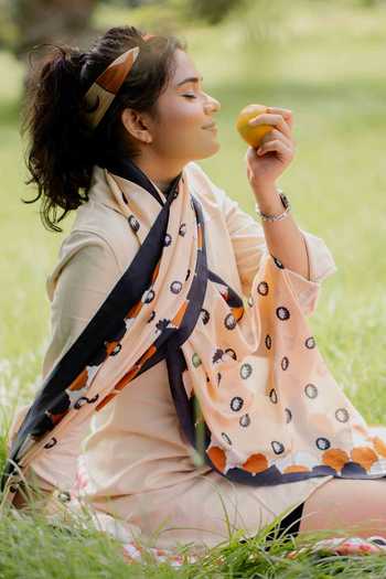 Shop Thee Modern Roots Cream Silk Lotus Garden Stole Online at Aza Fashions Shop_Thee Modern Roots_Cream Silk Lotus Garden Stole _Online_at_Aza_Fashions