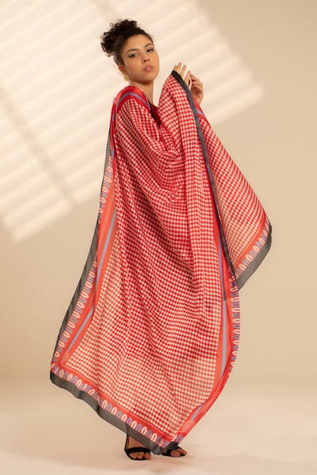 Thee Modern Roots Jeweled Mirage Dupatta 