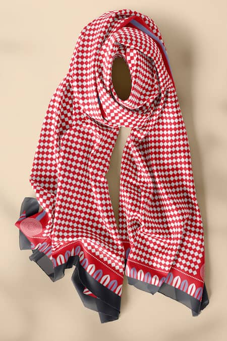 Shop Thee Modern Roots Red Silk Embroidery Jeweled Mirage Dupatta Shop_Thee Modern Roots_Red Silk Embroidery Jeweled Mirage Dupatta