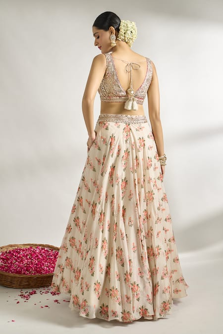 Gopi Vaid Floral Pattern Lehenga Set 