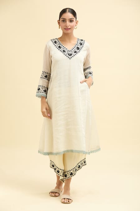 Shipraa Grover White Chanderi Embroidered Resham V Neck Rheya Kurta Palazzo Set 