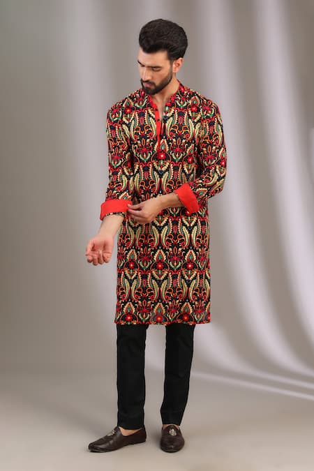 Rabani & Rakha Floral Jaal Embroidered Kurta With Pant 