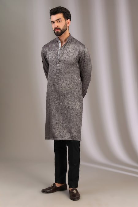 Rabani & Rakha Animal Print Kurta With Pant 