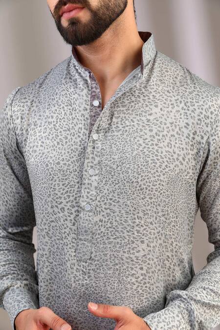 Buy_Rabani & Rakha_Silver Georgette, Cotton, Silk Animal Print Pattern Kurta With Pant 