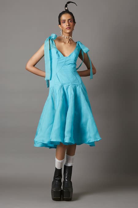 Quod Blue 70% Silk Organza Plunge Flow Tie-up Strap Shoulder Dress