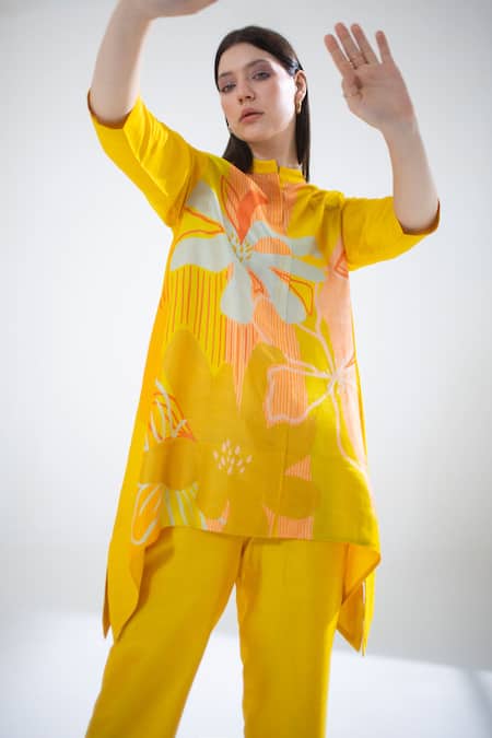Clos_Yellow Silk Bandeau Neck Abstract Floral Print Short Kaftan With Pant _Online_at_Aza_Fashions