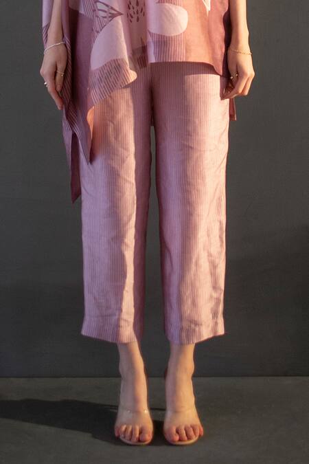 Clos_Pink Silk Round Neck Geometric Print Kaftan With Pant _Online_at_Aza_Fashions