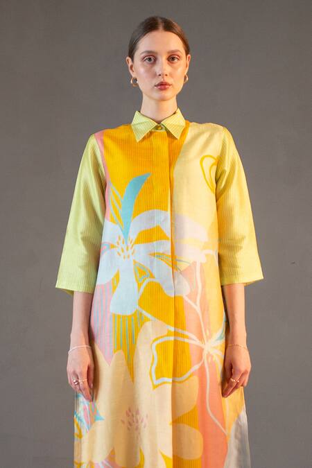 Clos_Yellow Silk, Cotton Embroidery Collared Floral Geometric Print Kurta With Pant _Online_at_Aza_Fashions