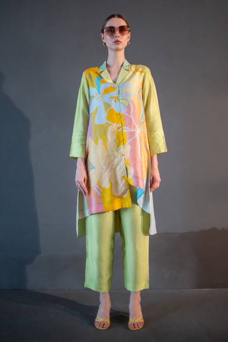 Clos_Yellow Silk Collared Abstract Print Asymmetric Kurta With Pant _Online_at_Aza_Fashions