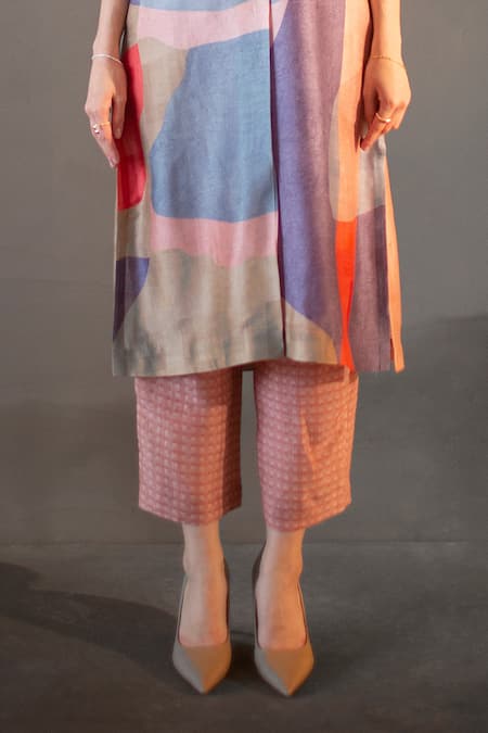 Buy_Clos_Peach Silk, Cotton Collared Abstract Print Kurta With Pant _Online_at_Aza_Fashions