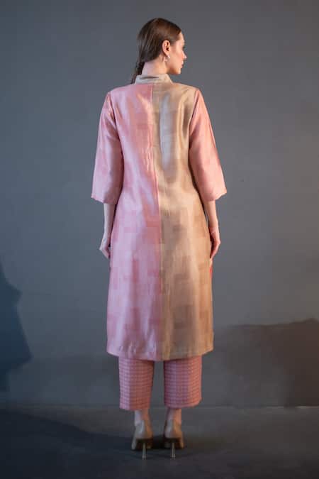 Shop_Clos_Peach Silk, Cotton Collared Abstract Print Kurta With Pant _at_Aza_Fashions