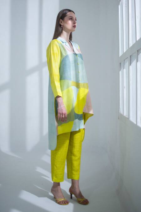Buy_Clos_Yellow Silk Collared High Low Print Kurta With Pant _Online_at_Aza_Fashions
