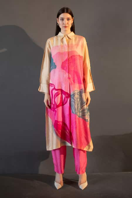 Clos Pink Dupion Silk Printed Floral Collared Checks Long Kurta With Pant 