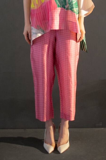 Clos_Pink Silk Round Neck Abstract Print Kaftan And Pant Set _Online_at_Aza_Fashions