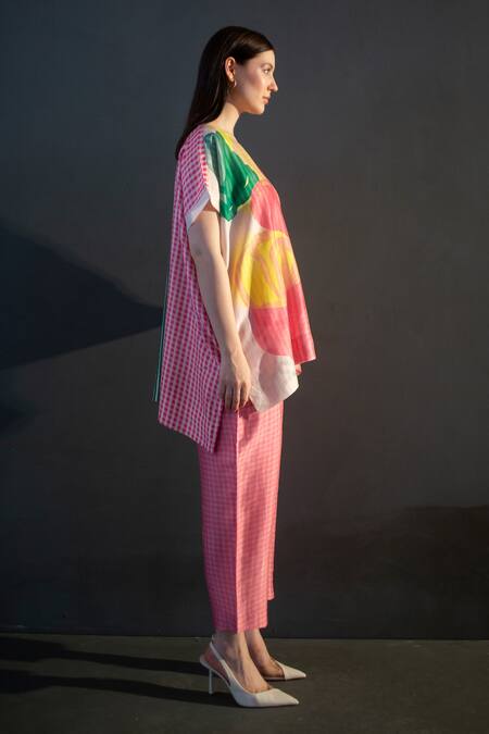Shop_Clos_Pink Silk Round Neck Abstract Print Kaftan And Pant Set _Online_at_Aza_Fashions