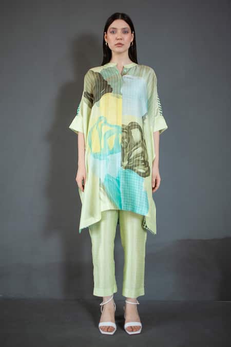 Buy_Clos_Green Silk Mandarin Collar Abstract Print Asymmetric Kurta And Pant Set _Online_at_Aza_Fashions