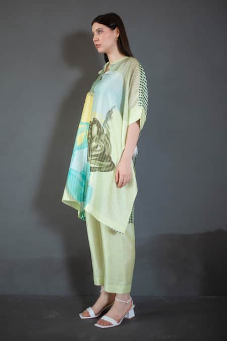Shop_Clos_Green Silk Mandarin Collar Abstract Print Asymmetric Kurta And Pant Set _Online_at_Aza_Fashions