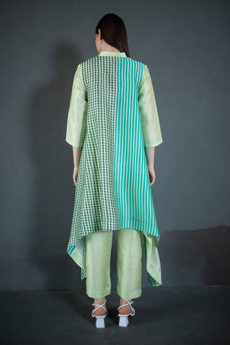 Shop_Clos_Green Silk Mandarin Collar Abstract Print Asymmetric Kaftan And Pant Set _at_Aza_Fashions