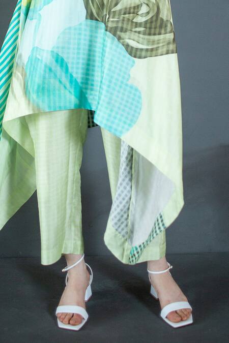 Shop_Clos_Green Silk Mandarin Collar Abstract Print Asymmetric Kaftan And Pant Set _Online_at_Aza_Fashions
