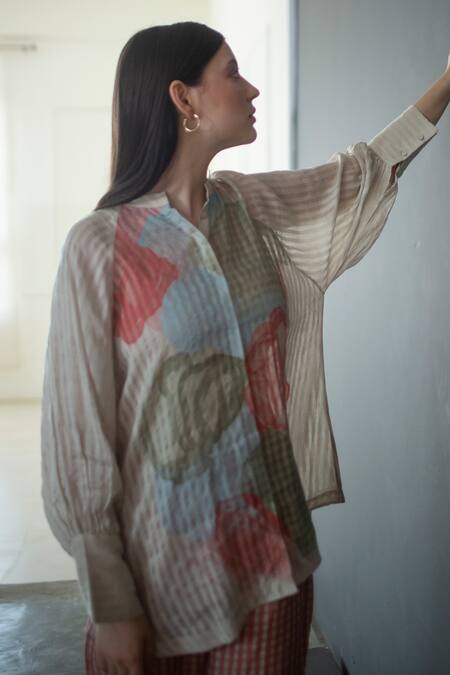 Clos_Cream Handloom Cotton Mandarin Collar Abstract Print Shirt With Pant _Online_at_Aza_Fashions