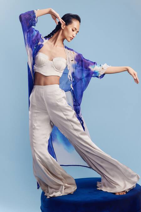 Shop_Dolly J_Blue Chiffon Beads, Embroidery Halter Neck Elisiya Pre-draped Saree With Blouse _Online_at_Aza_Fashions