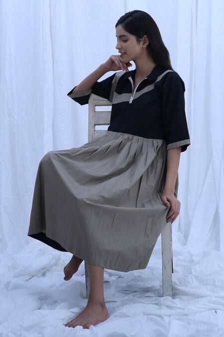 Buy_Khat_Green Cotton, Poplin Collared Earthy Solid Pleated Dress _Online_at_Aza_Fashions