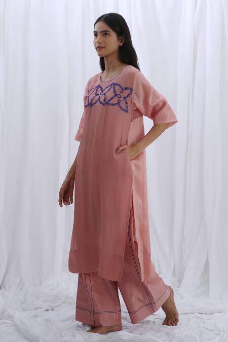 Shop_Khat_Pink Chanderi Silk Embroidery Round Neck Kurta With Pant _Online_at_Aza_Fashions
