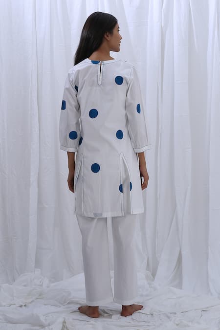 Shop Khat White Cotton V-neck Polka Dot Pattern Tunic With Pant at Aza Fashions Shop_Khat_White Cotton V-neck Polka Dot Pattern Tunic With Pant _at_Aza_Fashions