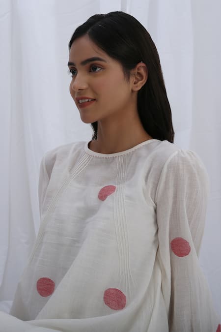 Buy_Khat_White Cotton Round Neck Contrast Polka Dot Pattern Tunic With Pant _Online_at_Aza_Fashions